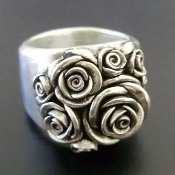 ROSE PROMISE RING - Picture 2 of 6